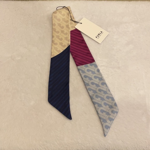 Furla Designer Silk Scarf NWT - Picture 2 of 4